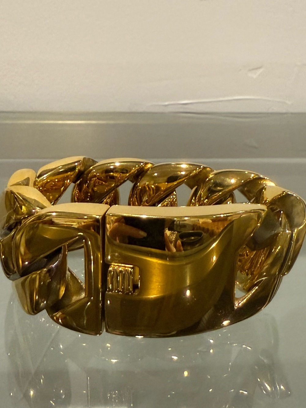 Gold Chunky Link Bracelet with clasp